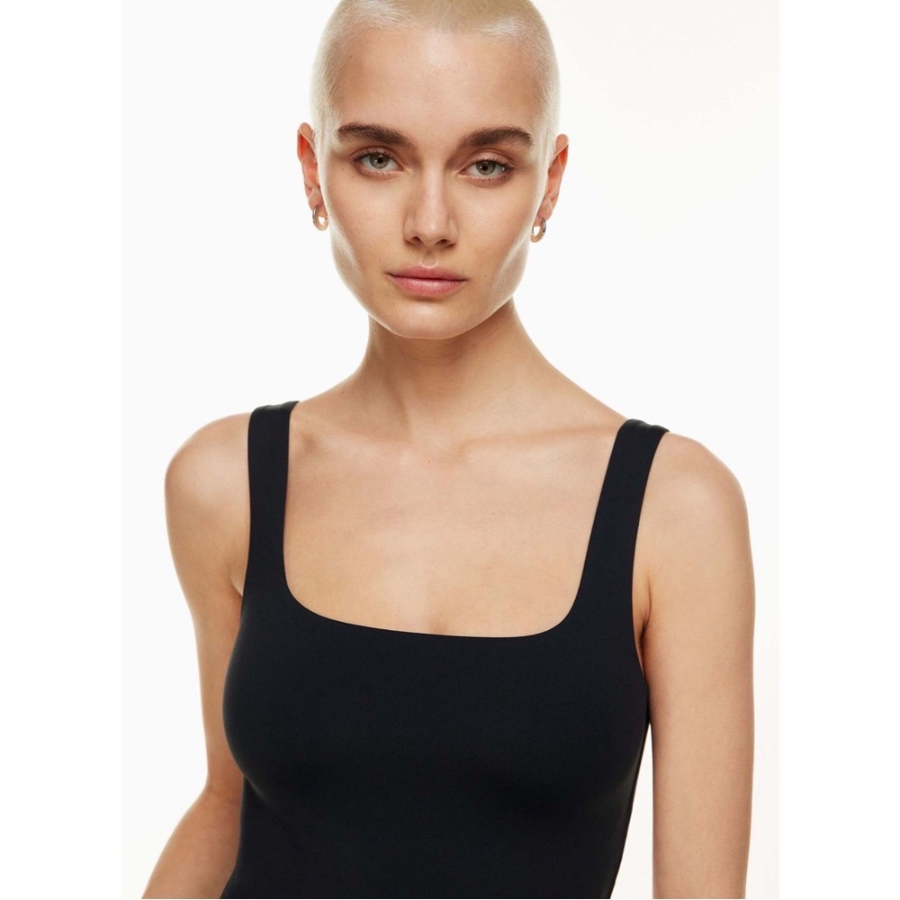 Aritzia Babaton Contour Squareneck Bodysuit - Picture 6 of 9